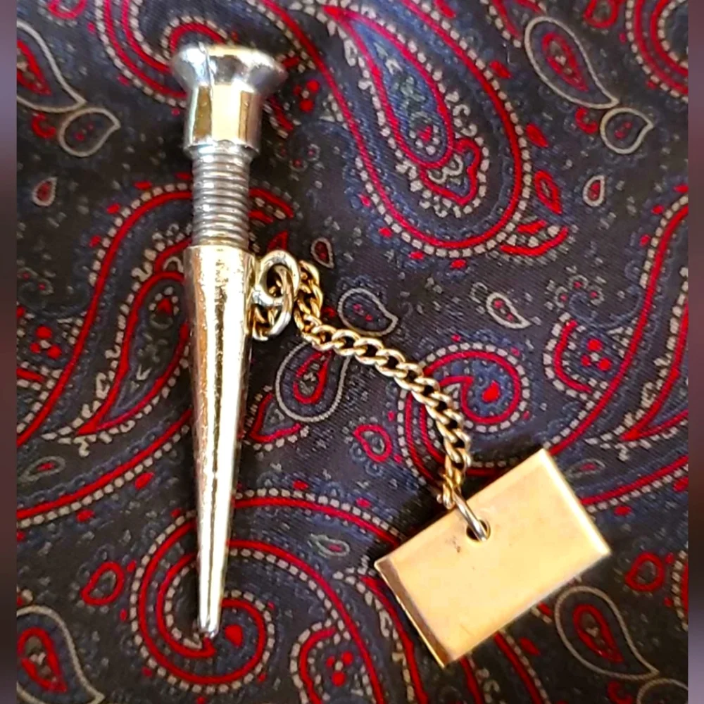 Vintage Silver & Gold Tone Brass Spring Golf Tee Peg & Flag